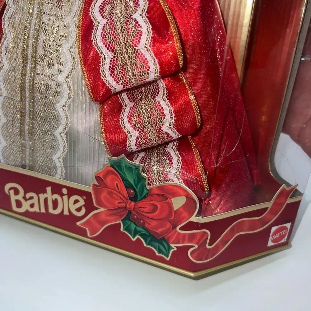 Mattel Barbie 1997 Happy Holidays Barbie, Damaged Box .. otherwise BRAND NEW